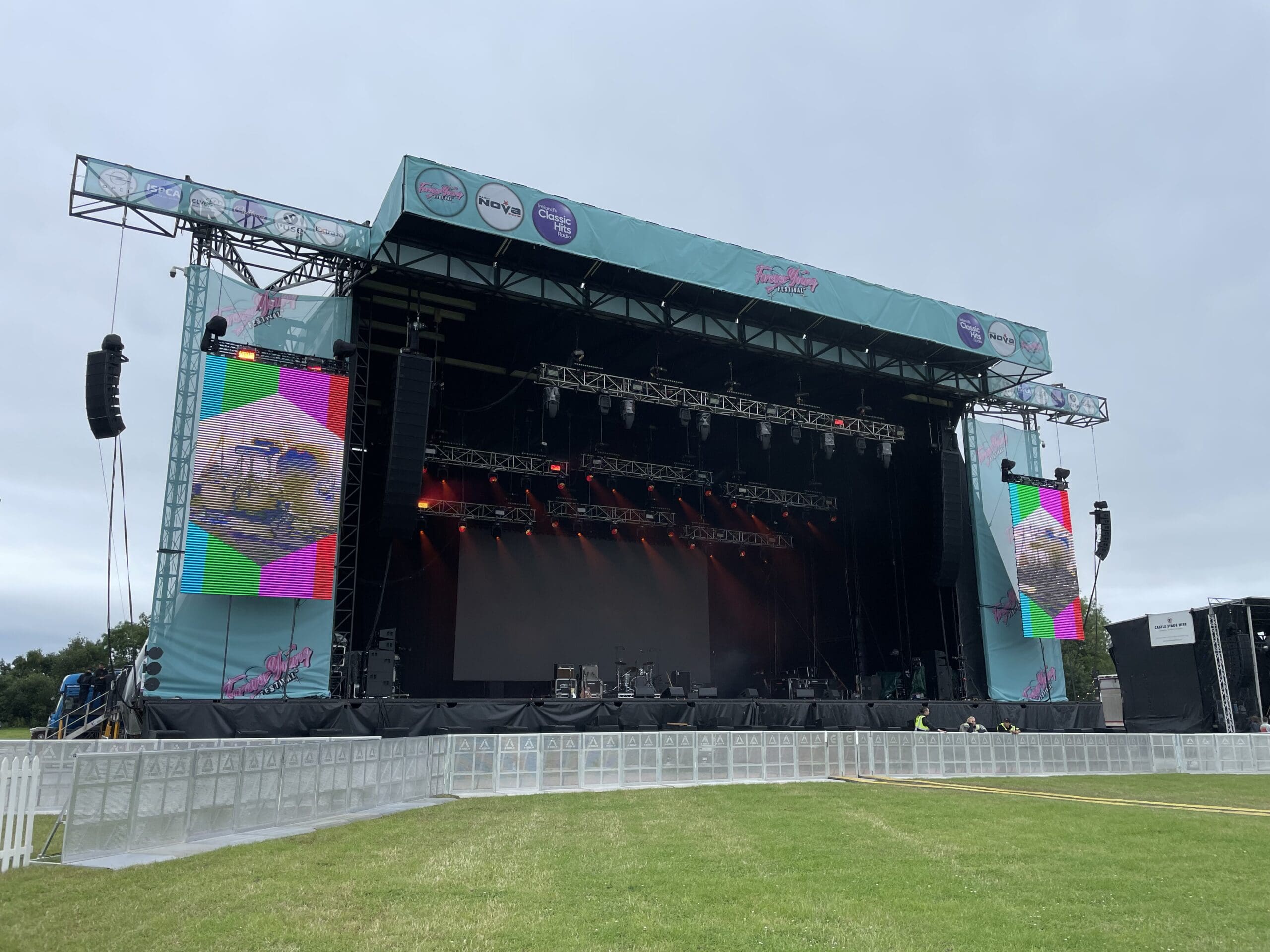 Heavy-duty festival stage hire, High load capacity festival stages, Rigid stage structures Ireland, Uneven terrain stage solutions